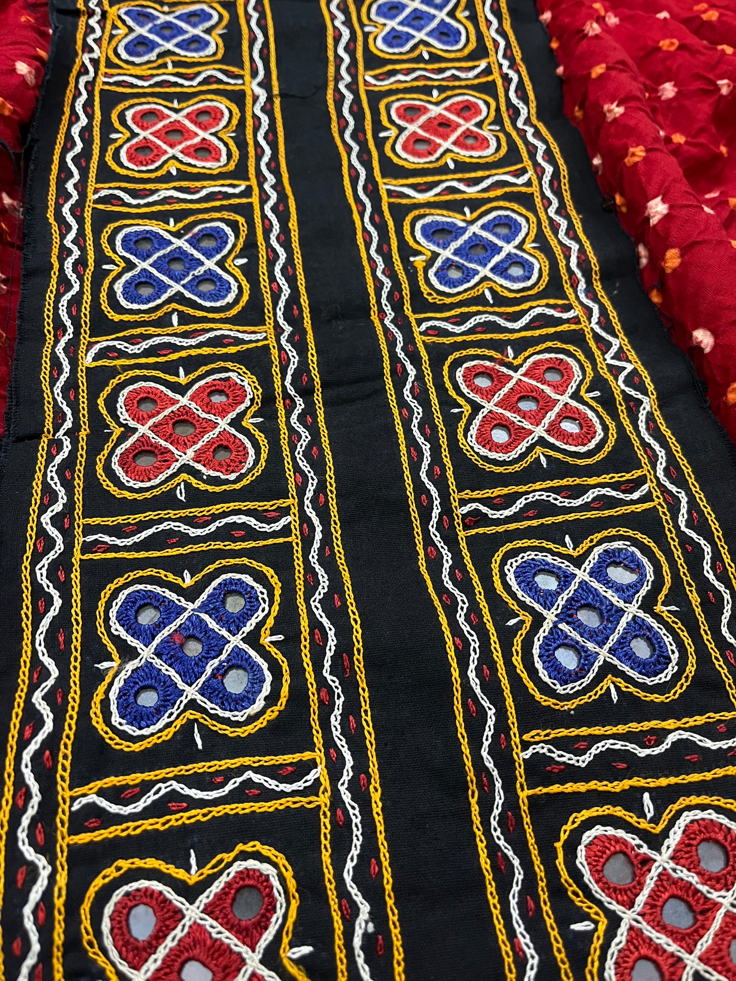 Rangoli Kutchwork Border