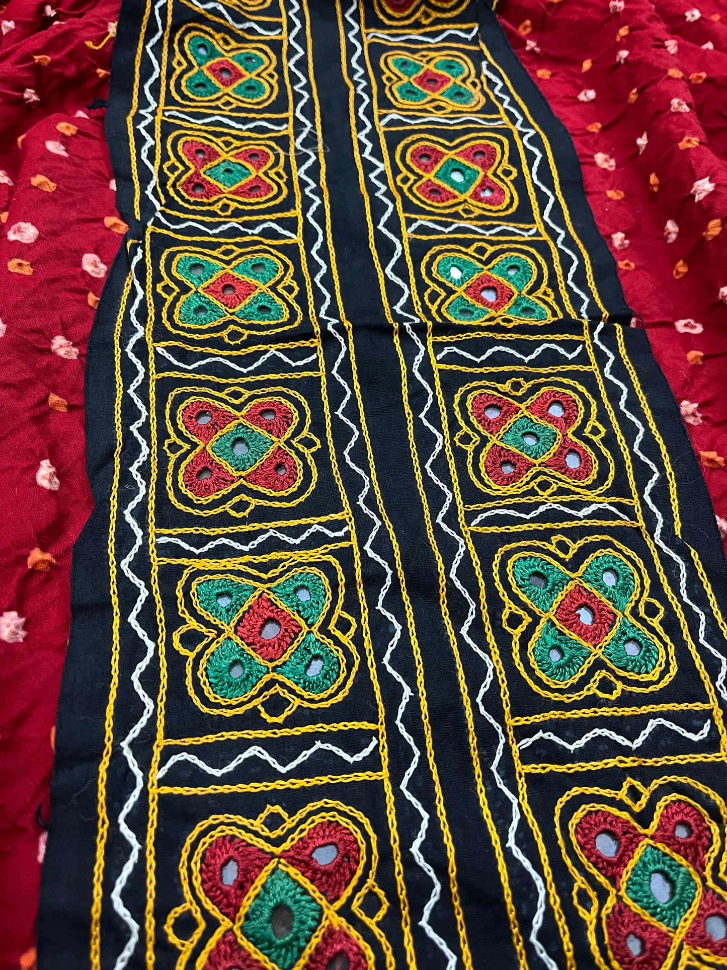 Rangoli Kutchwork Border