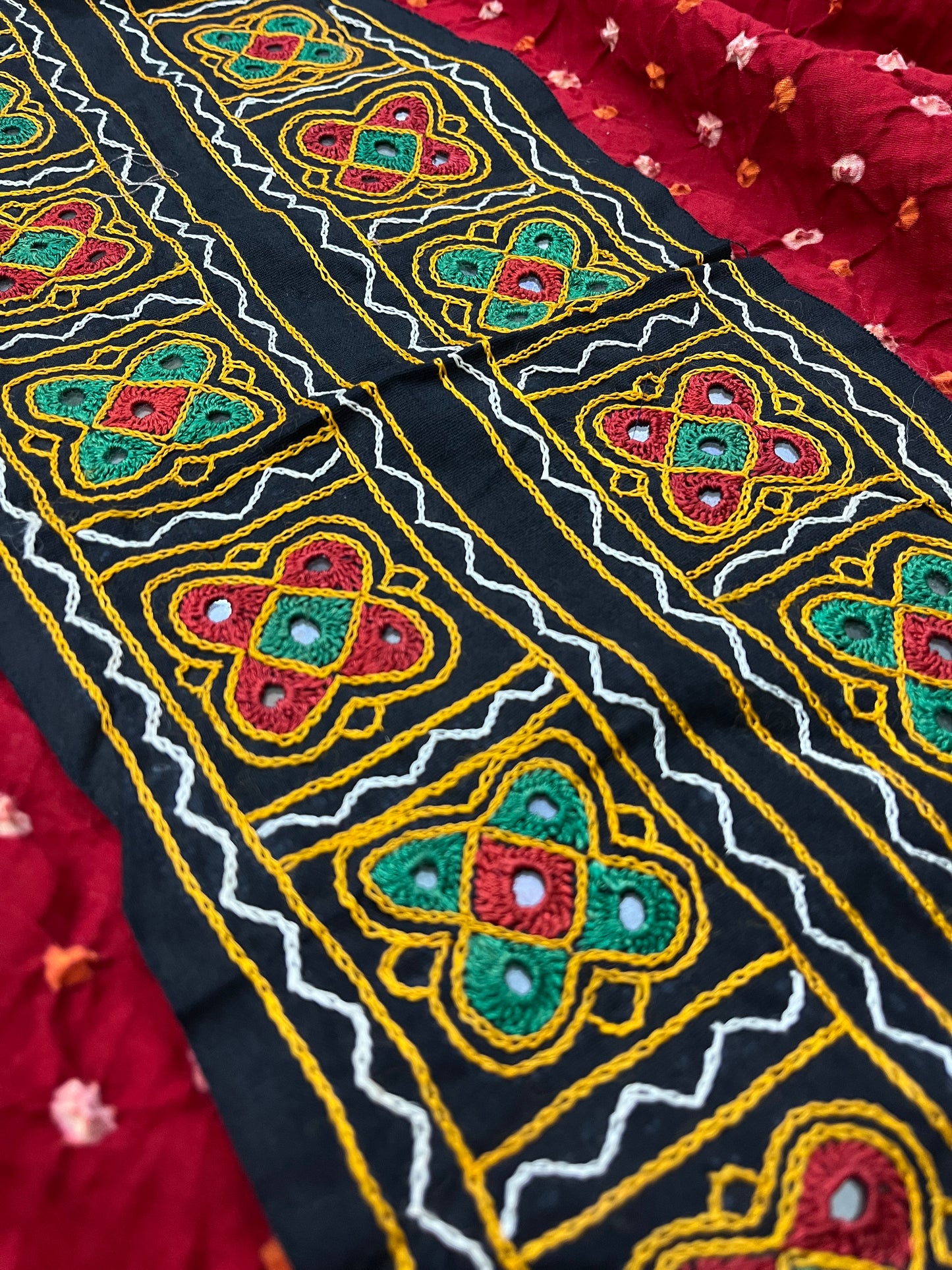 Rangoli Kutchwork Border