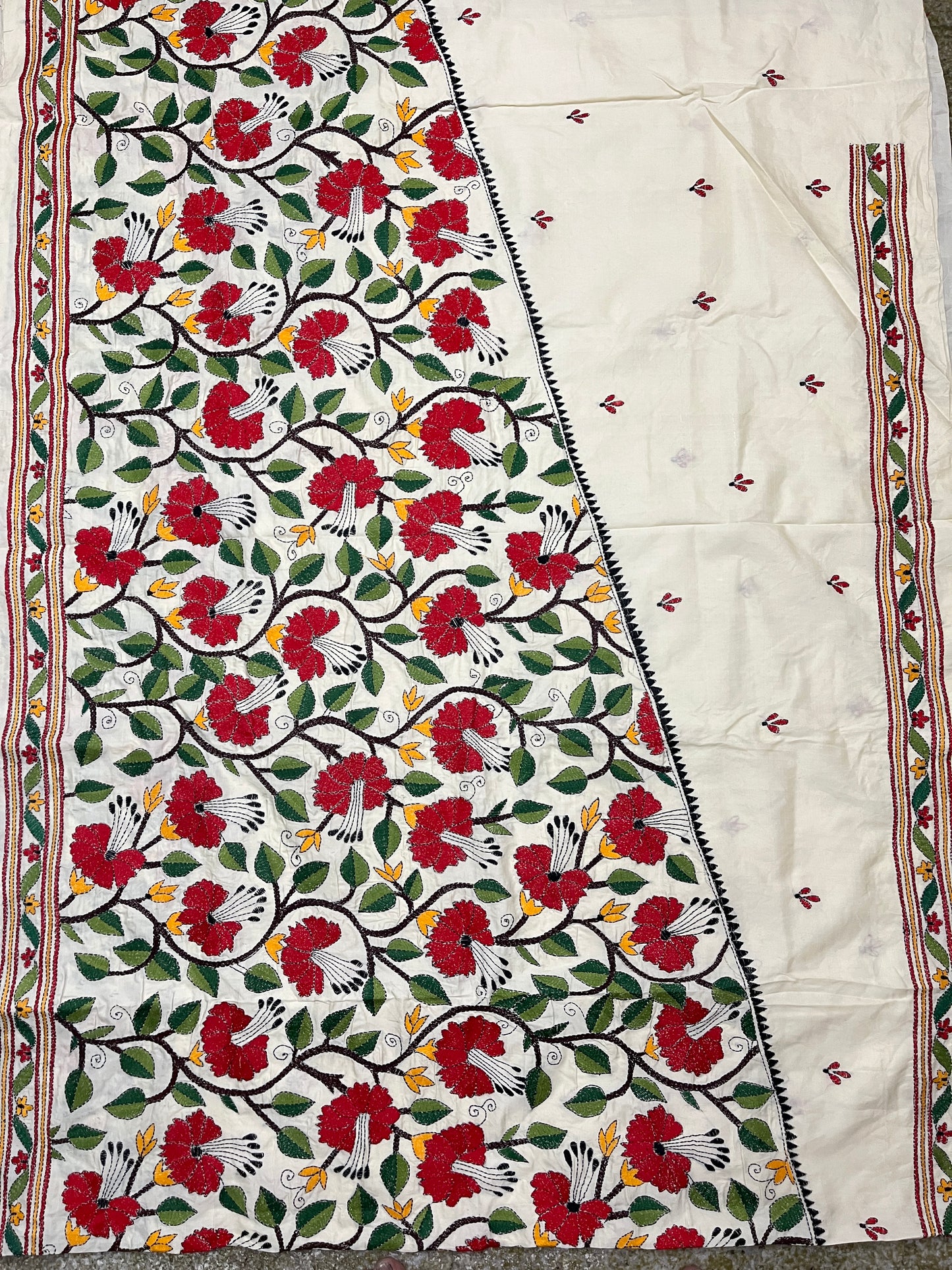 MANDHARA Kanthawork Saree