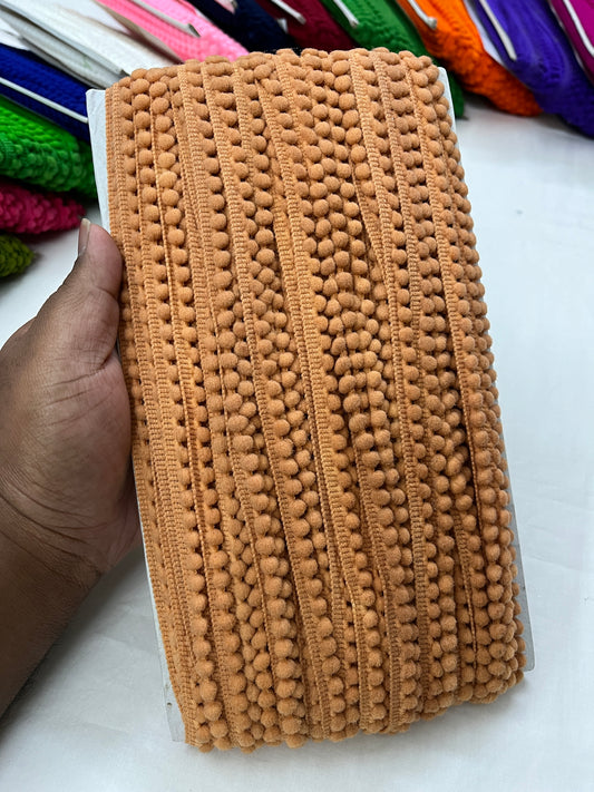 Pompom Lace - SANDAL