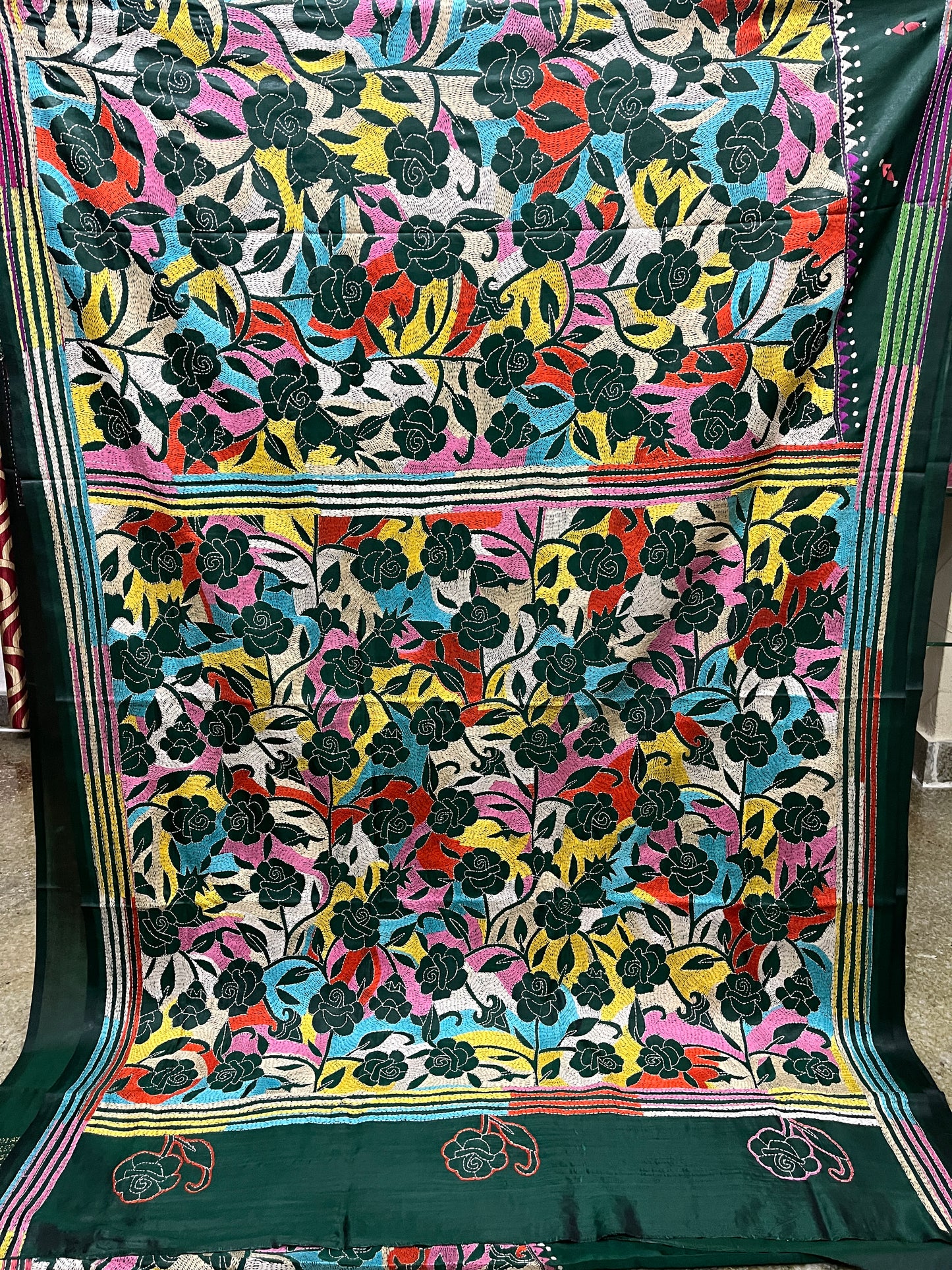 GULAABO Kanthawork Saree