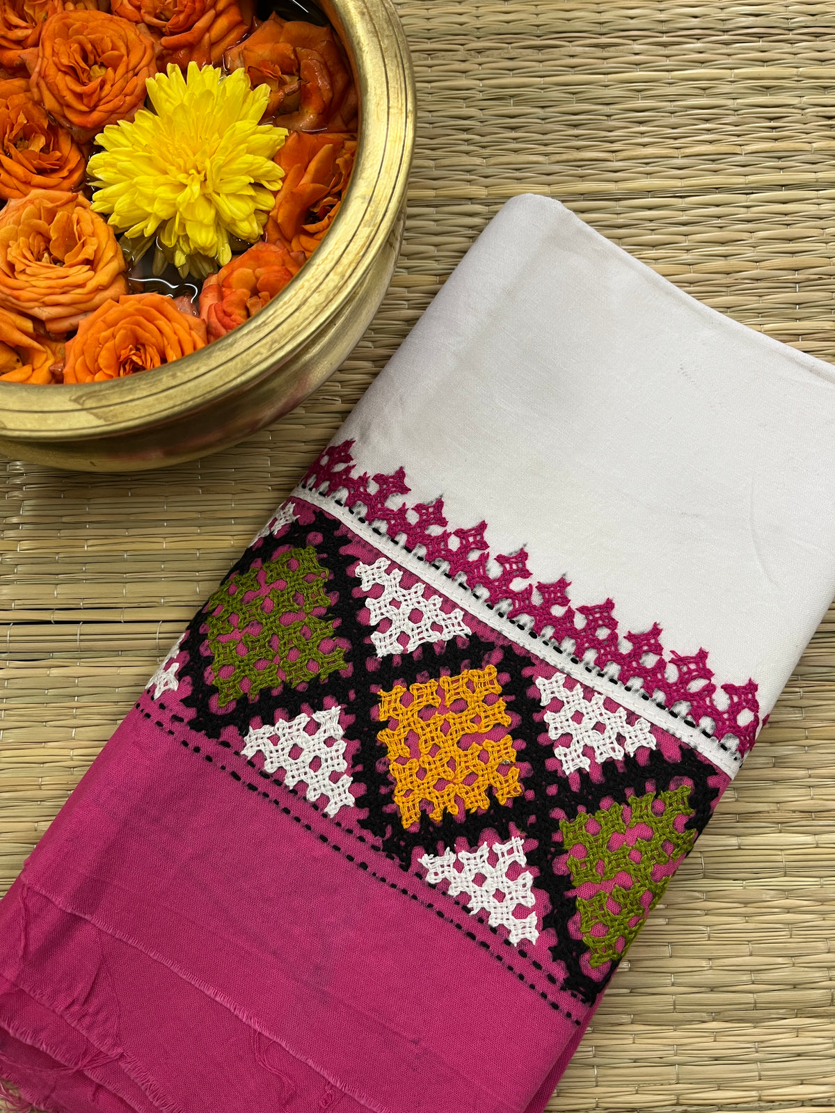 DKUBP22 Dual Color Kutchwork Blouse Piece