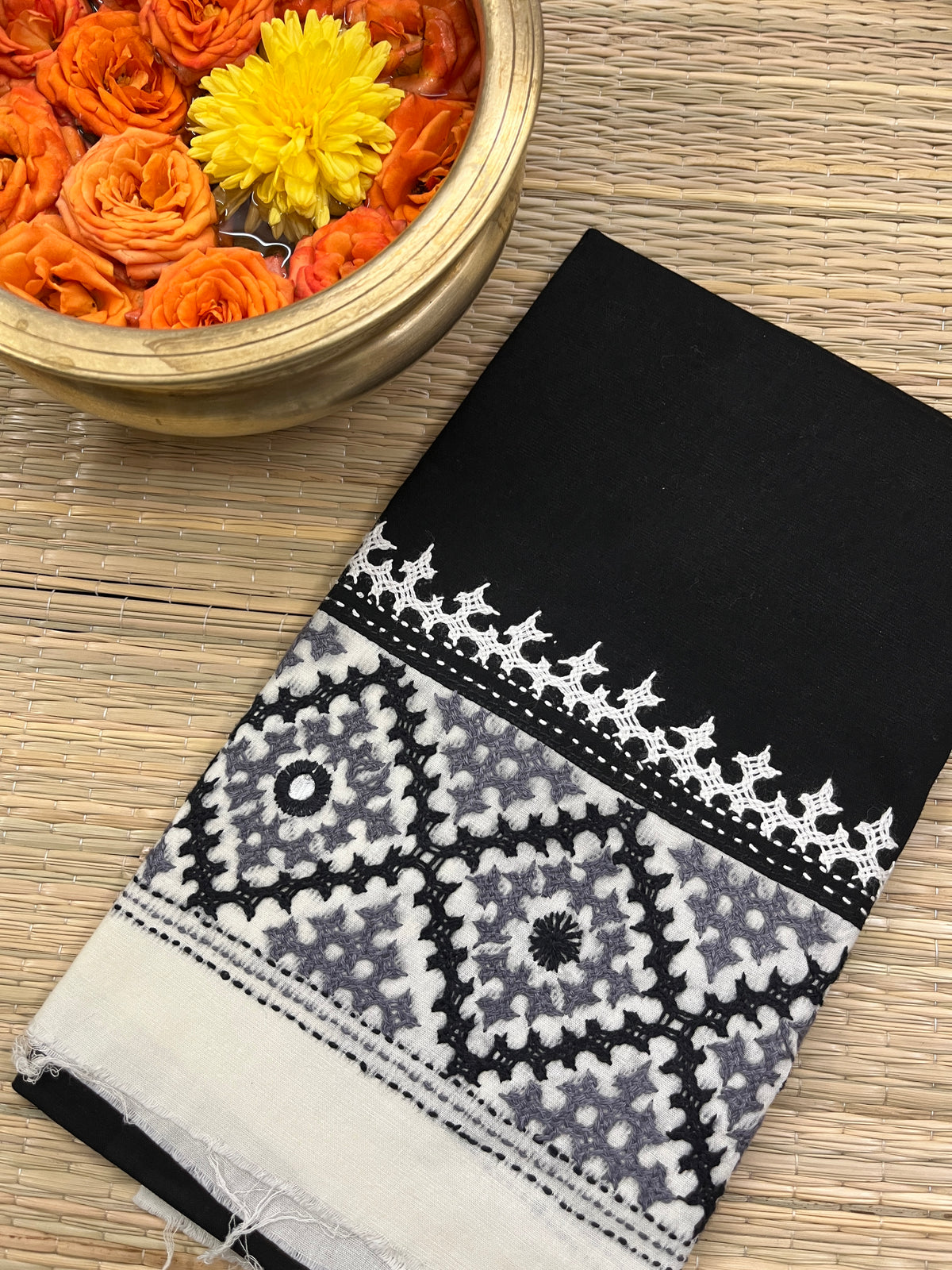 DKUBP35 Dual Color Kutchwork Blouse Piece