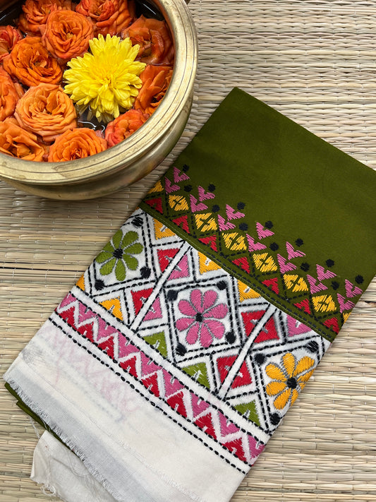 DKABP63 Dual Color Kanthawork Blouse Piece
