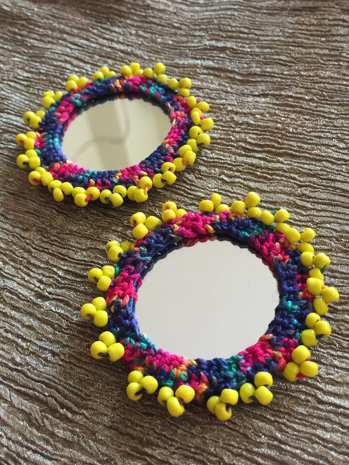 Big Mirror Buttons