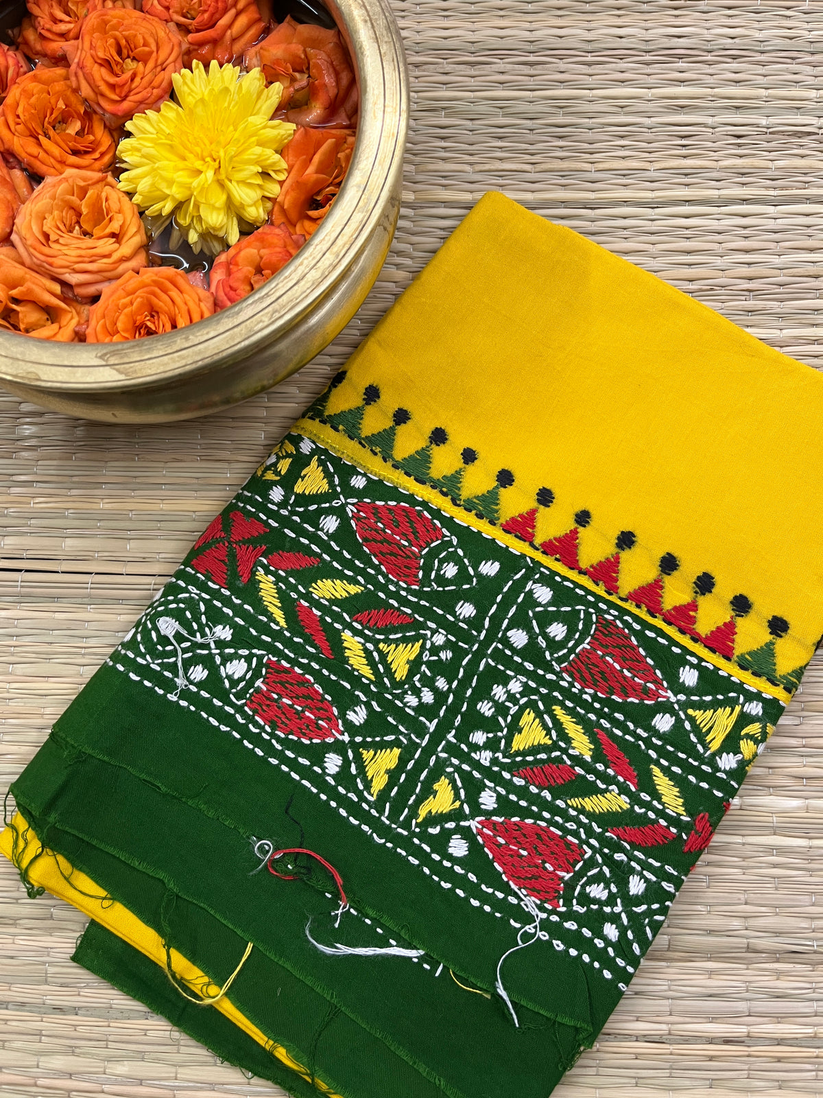DKABP76 Dual Color Kanthawork Blouse Piece