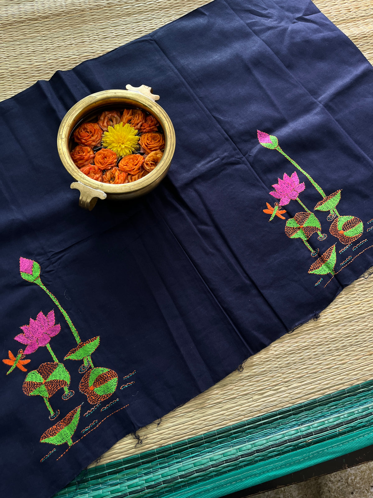 DKBP71 Designer Kanthawork Blouse Piece