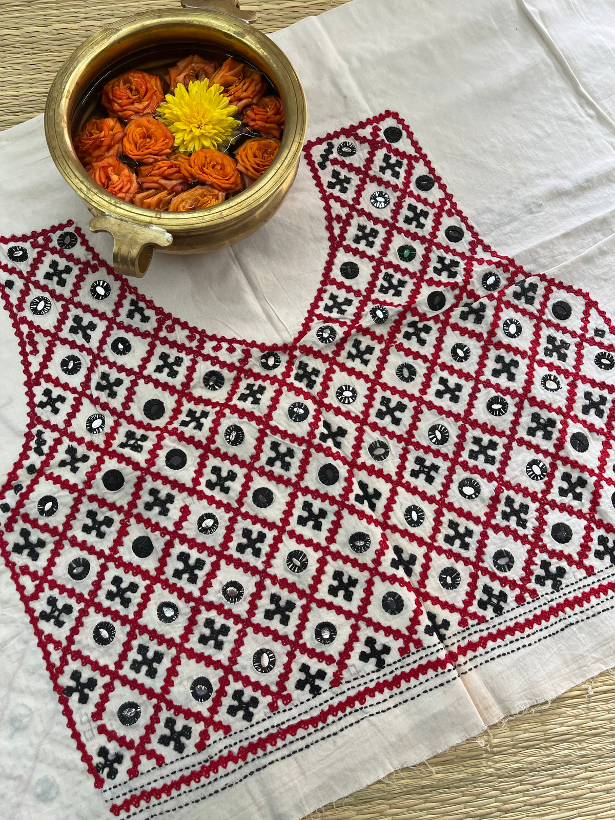 Grand Kutchwork Blouse Piece