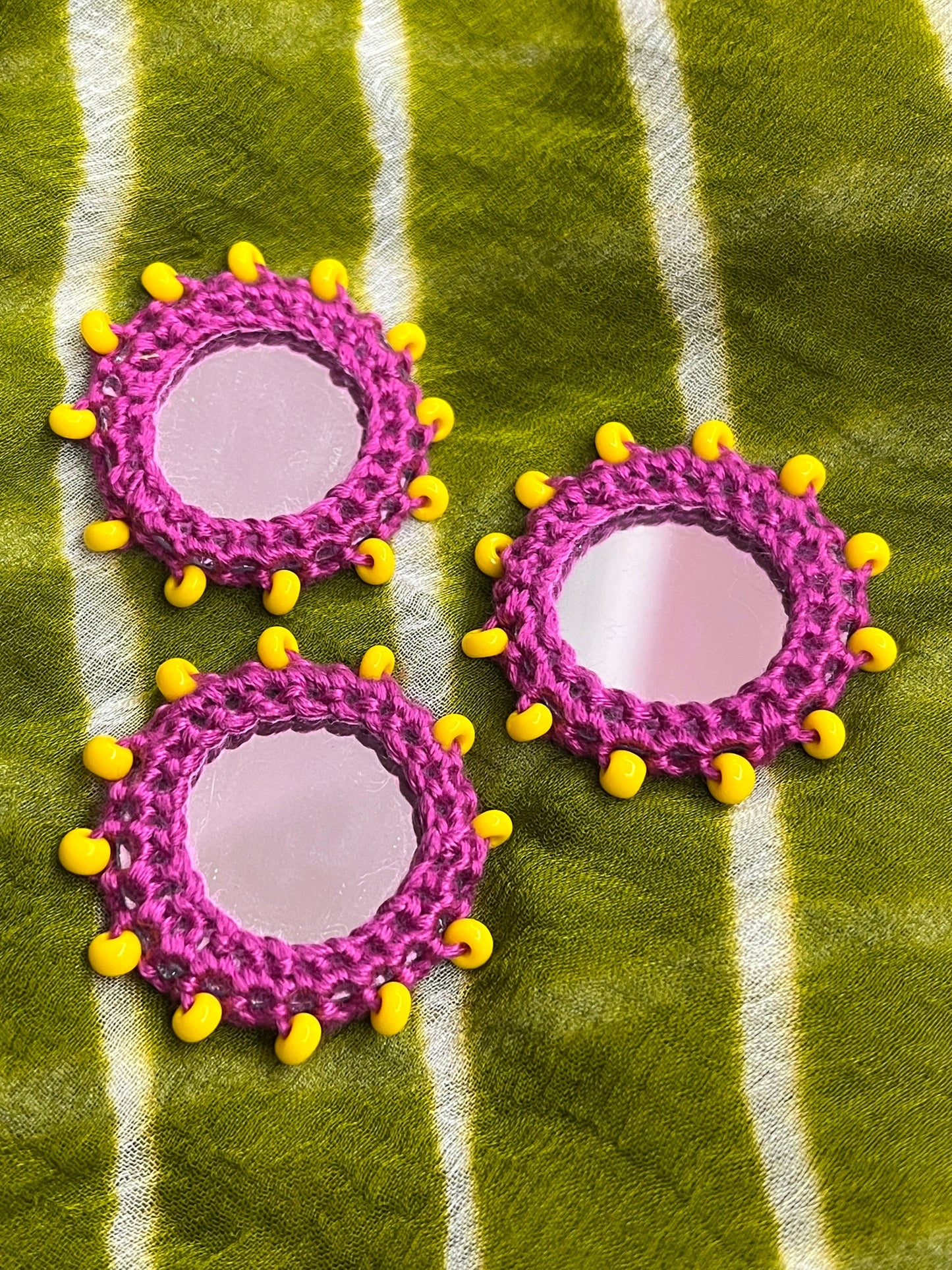 GEAPE Beaded Mirror Buttons