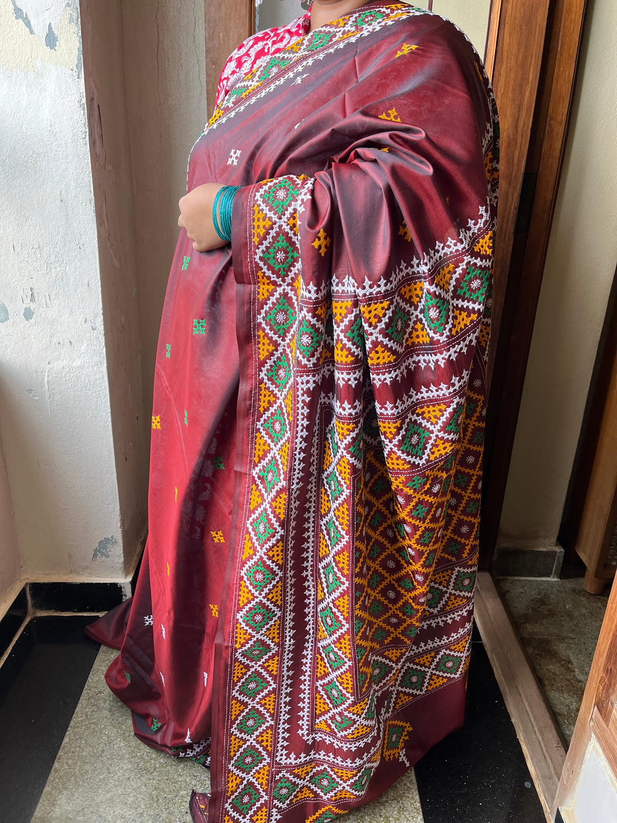 RIWAYAT Kutchwork Saree