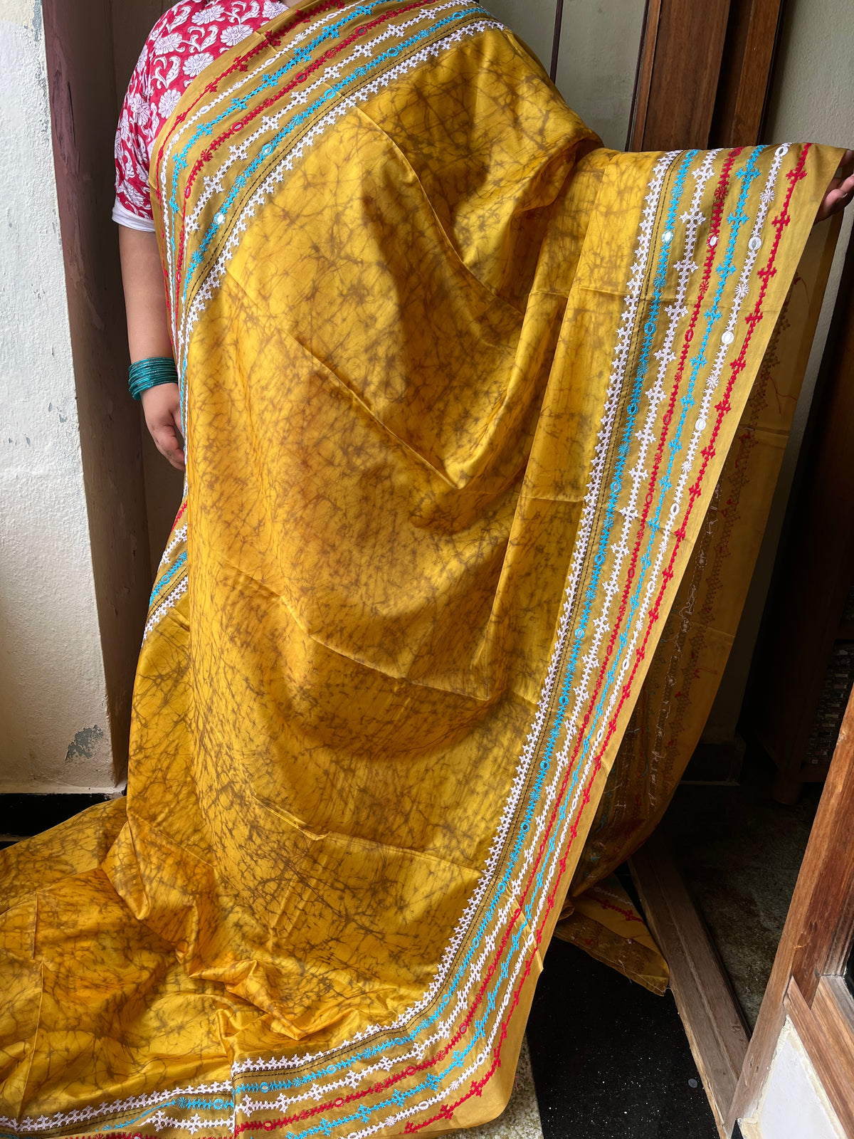 GRAND Kutchwork Saree
