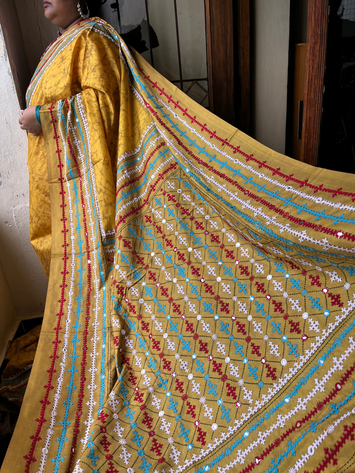 GRAND Kutchwork Saree