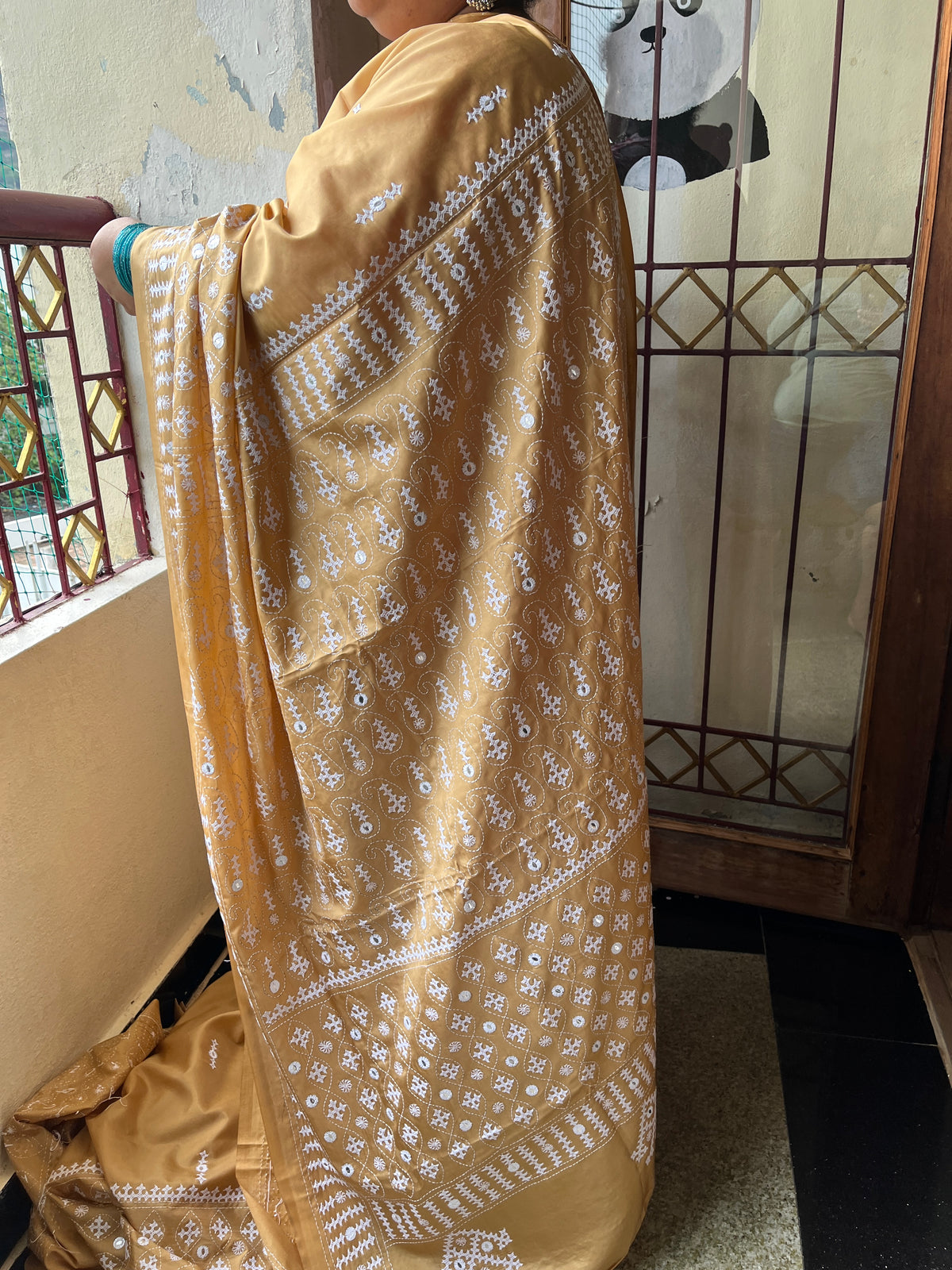 GRAND Kutchwork Saree