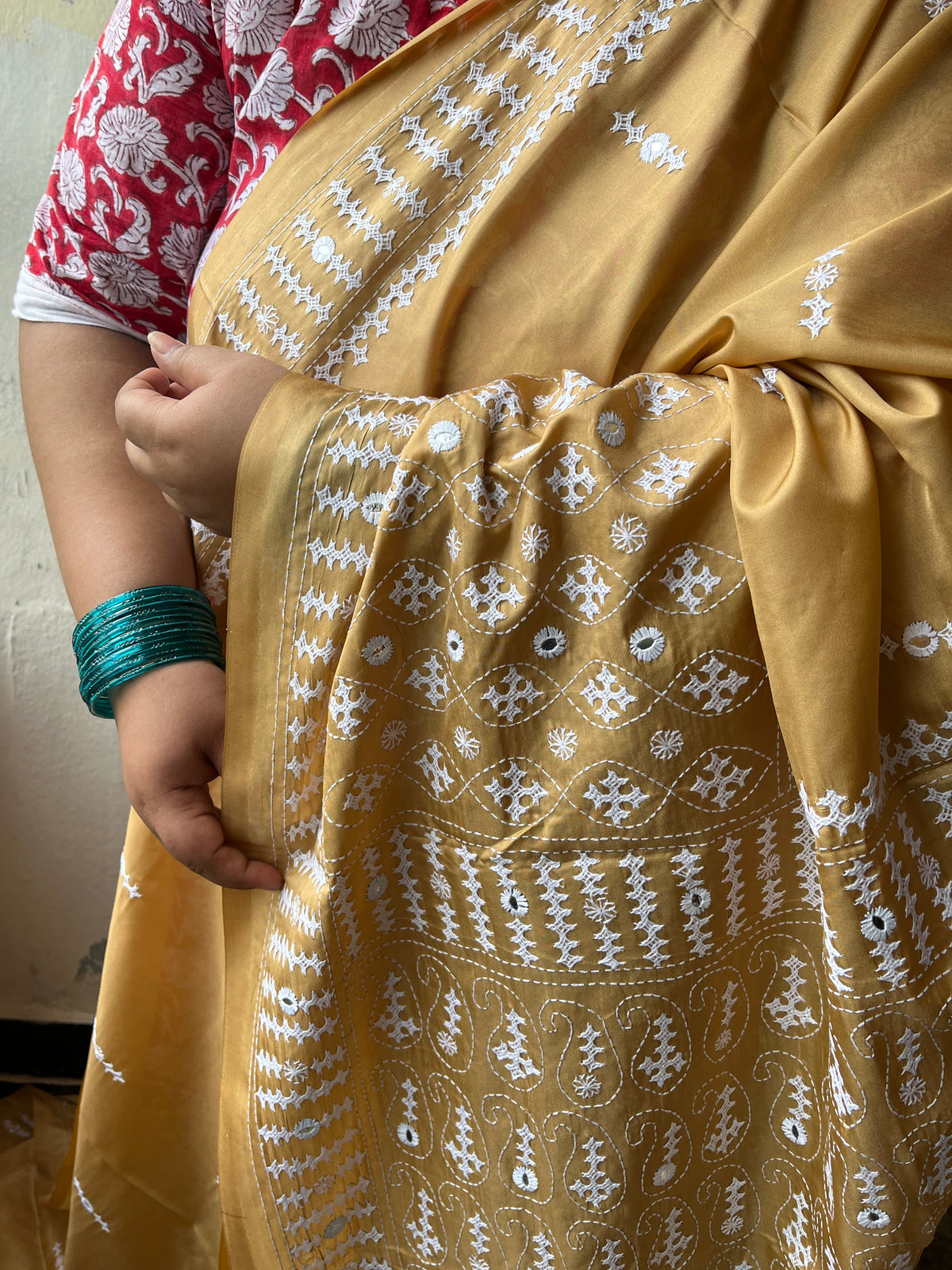 GRAND Kutchwork Saree