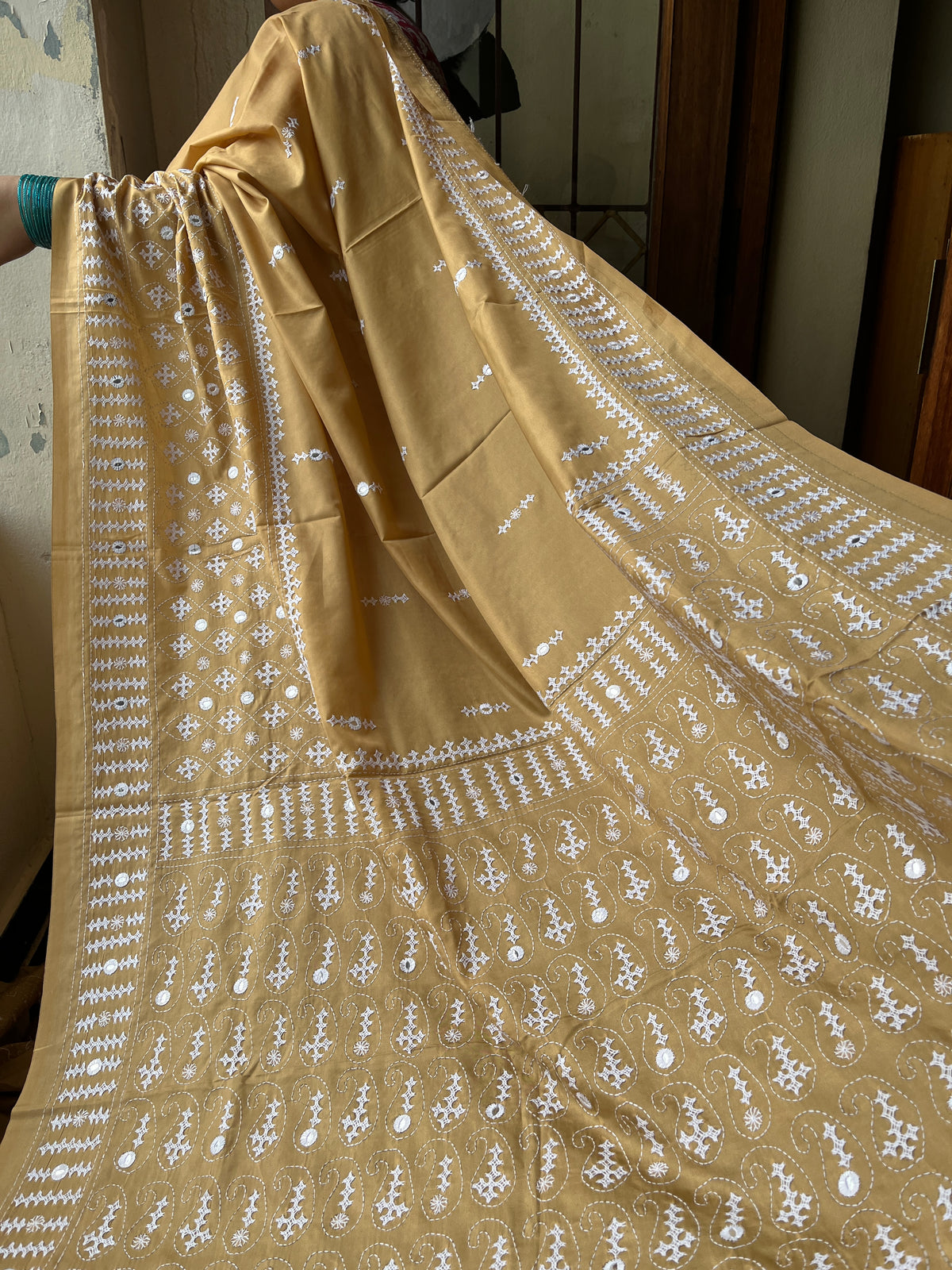 GRAND Kutchwork Saree