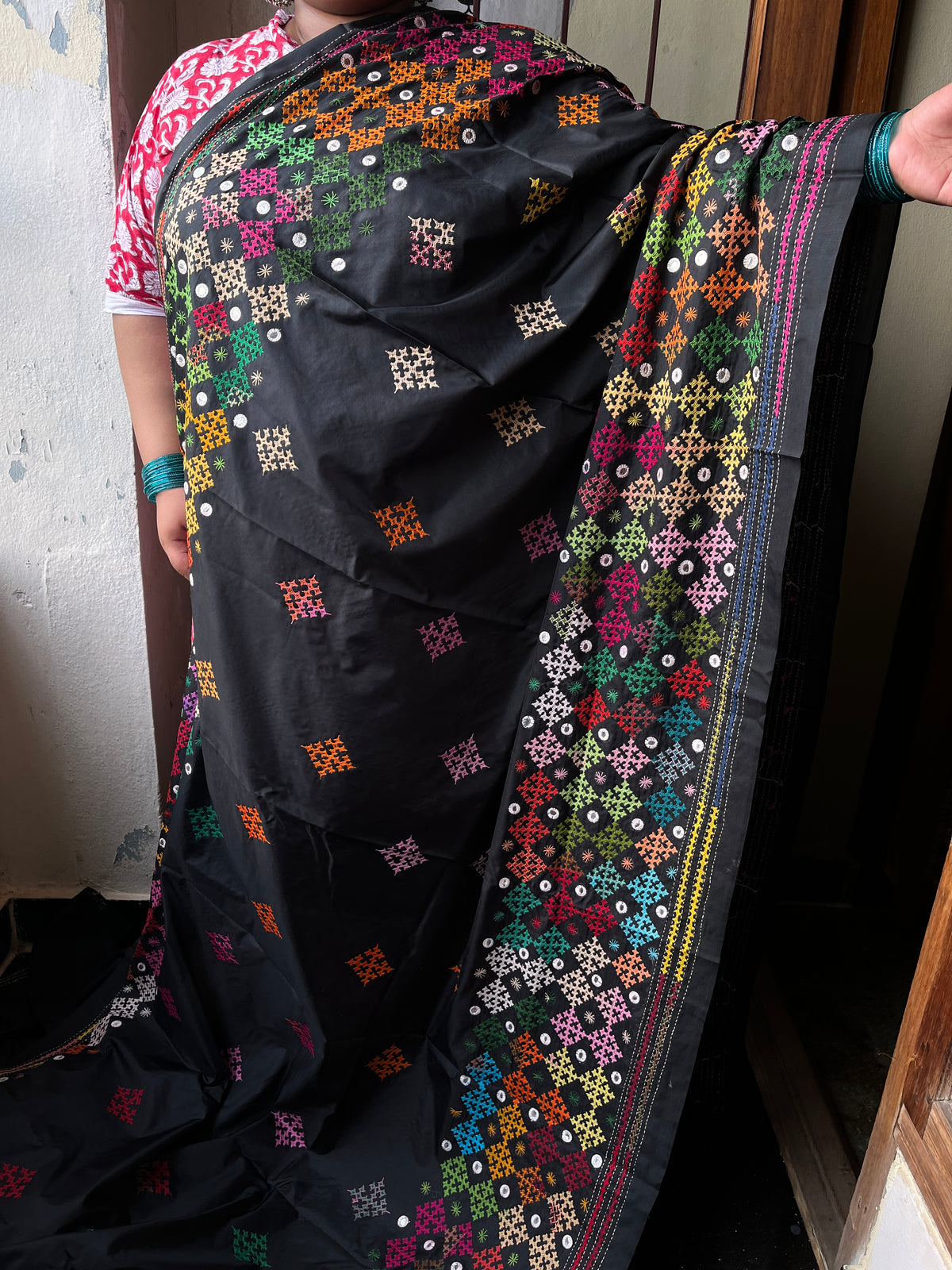 RANGEELA Kutchwork Saree