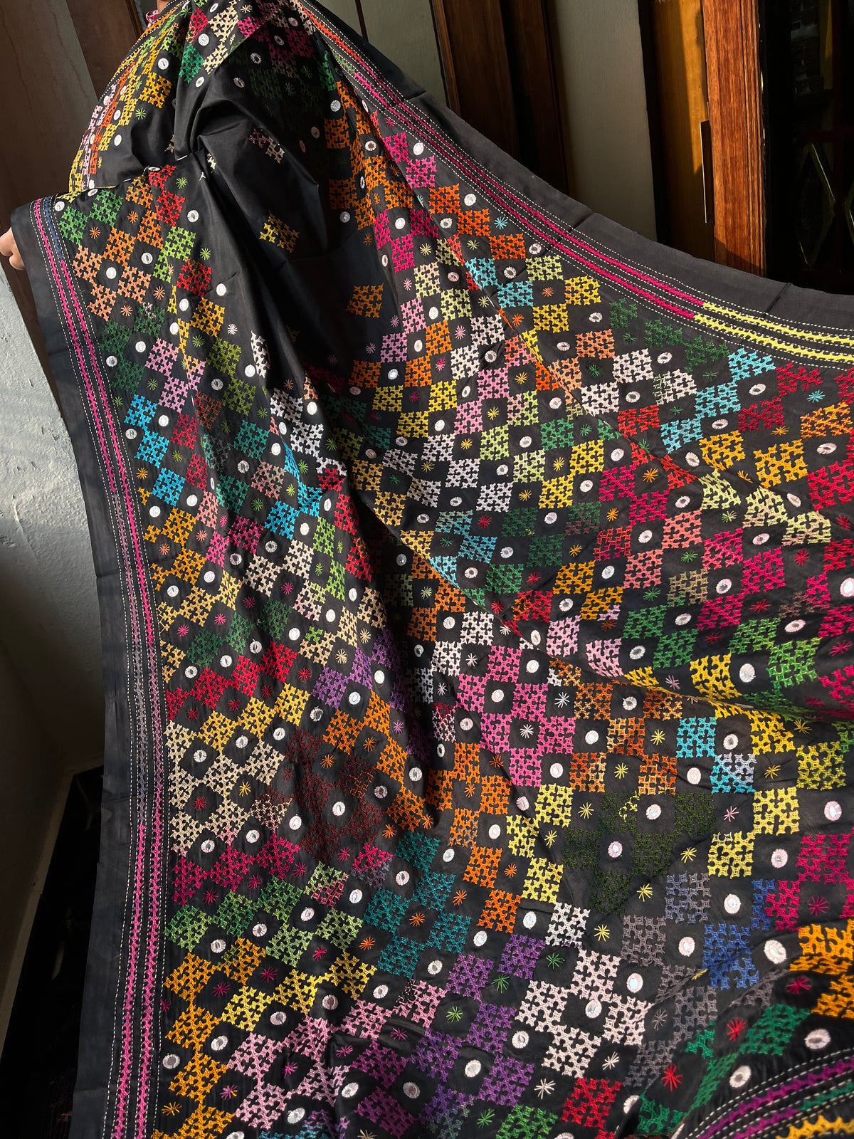 RANGEELA Kutchwork Saree