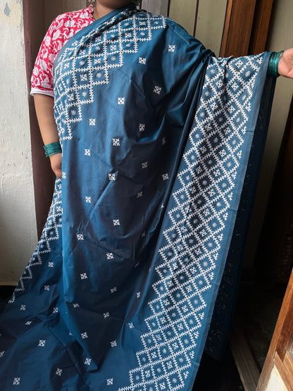 Honeycomb Kutchwork Saree