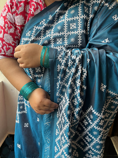 Honeycomb Kutchwork Saree
