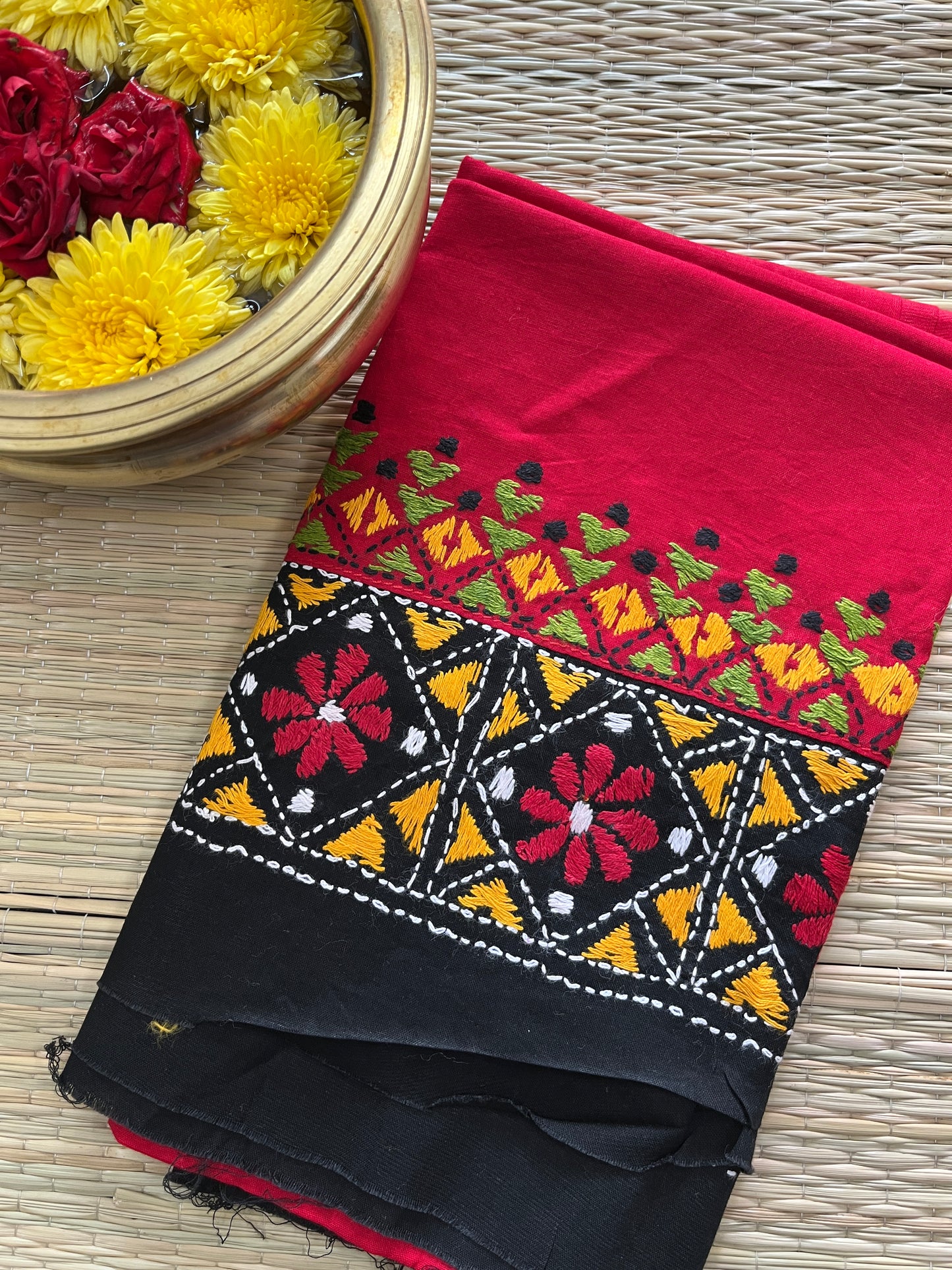 DKABP35 Dual Color Kanthawork Blouse Piece
