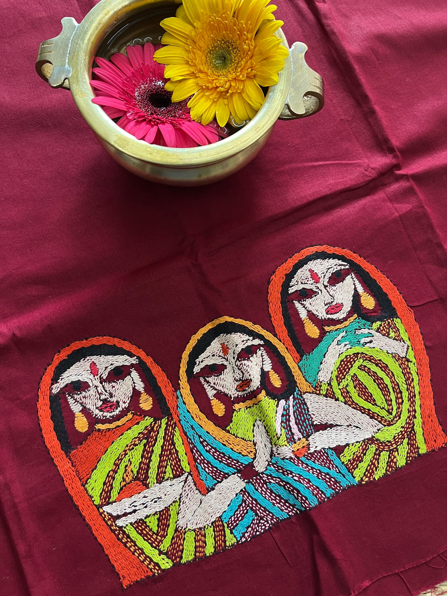 DKBP11 Designer Kanthawork Blouse Piece