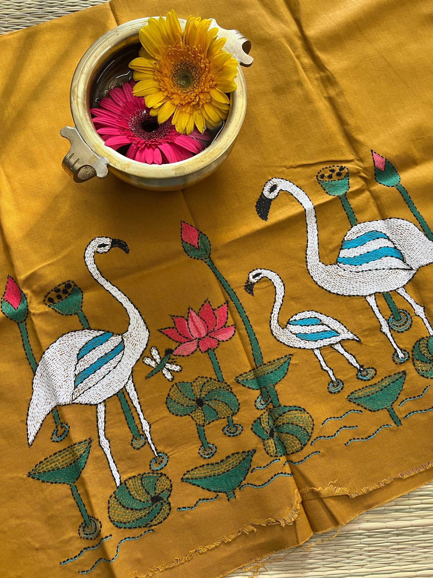 DKBP31 Designer Kanthawork Blouse Piece
