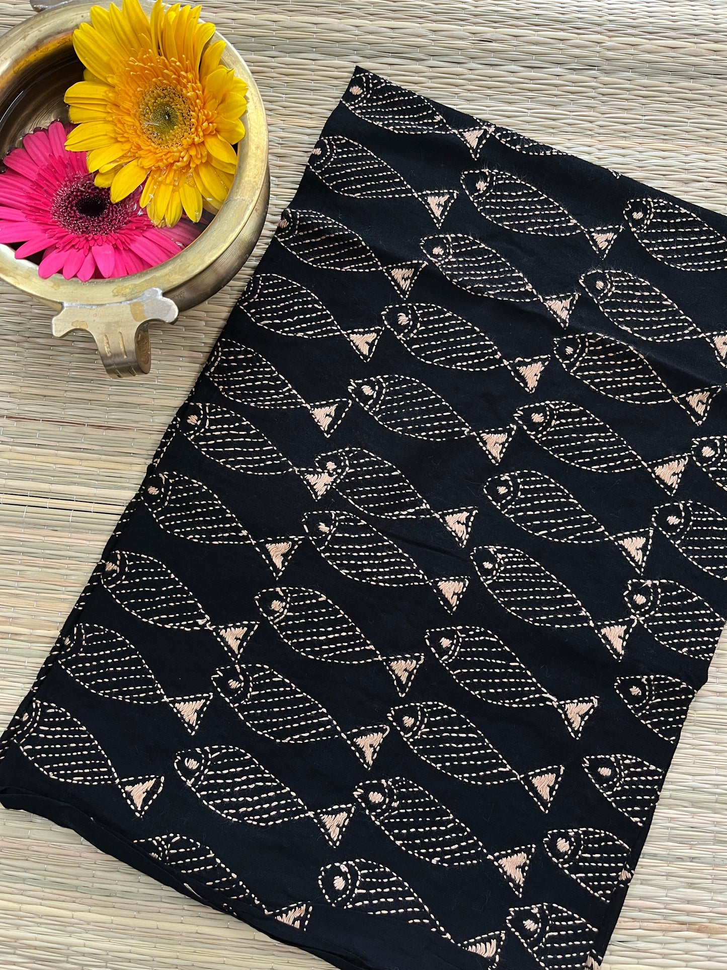 AKBP6 Allover Kanthawork Blouse Piece