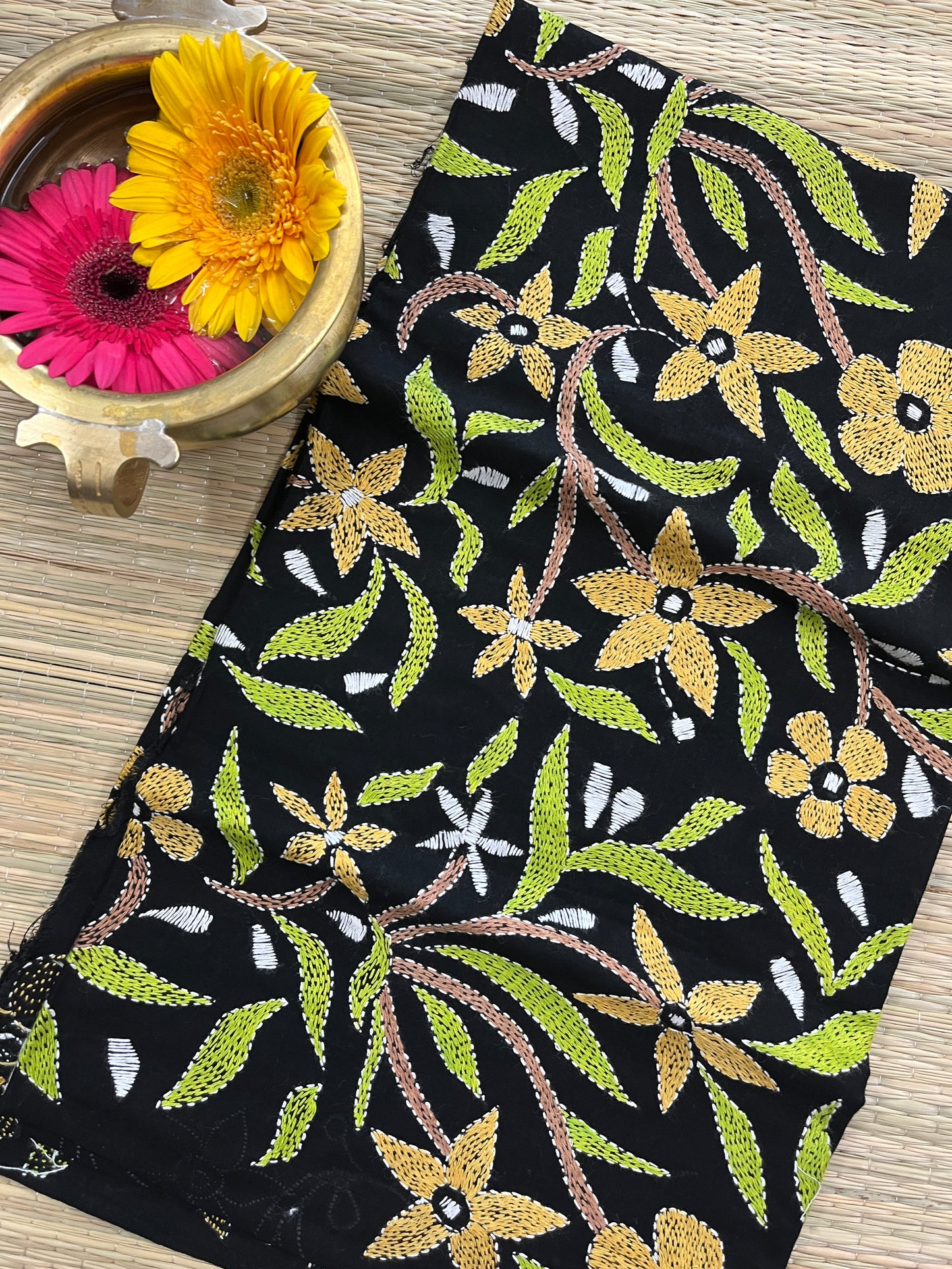 MKBP3 Floral Designer Kanthawork Blouse Piece