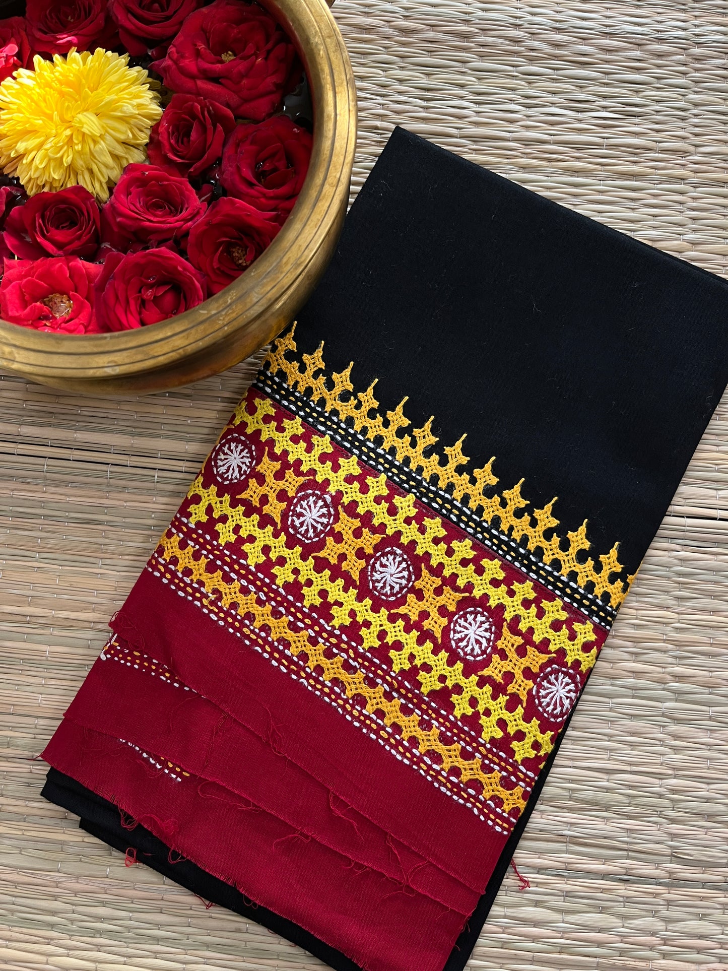 DKUBP23 Dual Color Kutchwork Blouse Piece