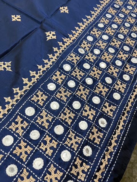 Art Silk Kutchwork Blouse Piece