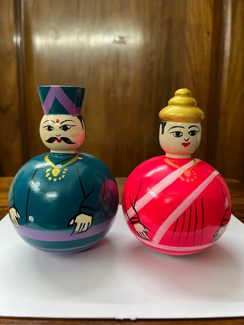 Raja Rani Balancing Dolls