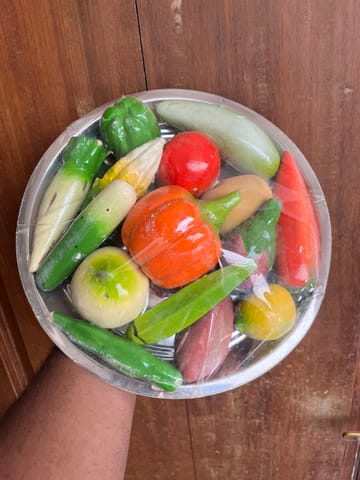 Wooden Vegetables Plate